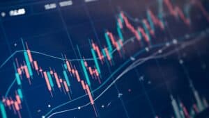 Shooting Star Candlestick Pattern: What It Means and How to Use