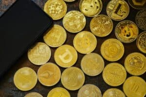 ما هي جميع العملات الرقمية وكيف يمكن اختيار الأفضل للاستثمار؟