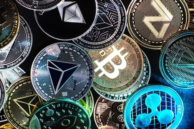 كيفية تخزين العملات الرقمية بطريقة صحيحة؟